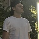 Знакомства: Максим, 23 года, Омск