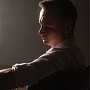 Знакомства: Иван, 33 года, Ульяновск