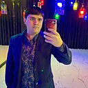 Знакомства: Уктам, 36 лет, Янгиер