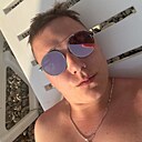 Знакомства: Даня, 22 года, Москва