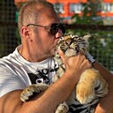 Знакомства: Виктор, 37 лет, Брно