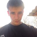 Знакомства: Максим, 18 лет, Саратов