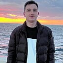 Знакомства: Андрей, 22 года, Симферополь