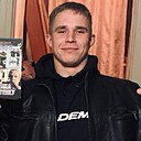 Знакомства: Кирилл, 25 лет, Апатиты