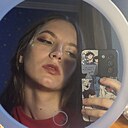 Знакомства: Вика, 23 года, Санкт-Петербург