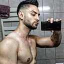 Знакомства: Sebastian, 27 лет, Iași