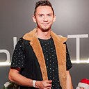 Знакомства: Кирилл, 27 лет, Макеевка