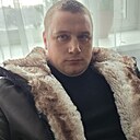 Знакомства: Олег, 32 года, Оренбург