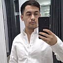 Знакомства: Макс, 30 лет, Рубцовск