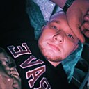 Знакомства: Роман, 29 лет, Макеевка