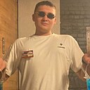 Знакомства: Максим, 18 лет, Сарапул