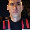 Знакомства: Lorenzo, 30 лет, Екатеринбург