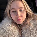 Знакомства: Арина, 22 года, Челябинск