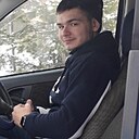 Знакомства: Максим, 26 лет, Северск