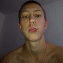 Знакомства: Илья, 18 лет, Красноярск