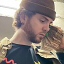 Знакомства: Артем, 31 год, Петрозаводск