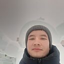 Знакомства: Александр, 33 года, Братск