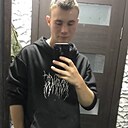 Знакомства: Данил, 21 год, Алапаевск