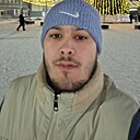 Знакомства: Руслан, 25 лет, Луга