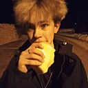 Знакомства: Илья, 21 год, Бишкек