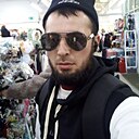 Знакомства: Жоний, 32 года, Магадан