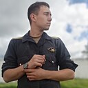 Знакомства: Евгений, 21 год, Луга