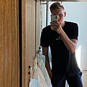 Знакомства: Артем, 24 года, Керчь