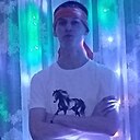 Знакомства: Ярослав, 19 лет, Владивосток