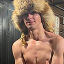 Знакомства: Арслан, 18 лет, Томск