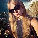 Знакомства: Катя, 23 года, Сургут