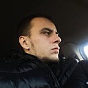 Знакомства: Валерий, 25 лет, Караганда