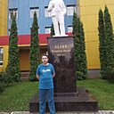 Знакомства: Евгений, 30 лет, Новомосковск