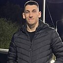 Знакомства: Евгений, 24 года, Ясиноватая