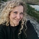 Знакомства: Юлия, 39 лет, Санкт-Петербург