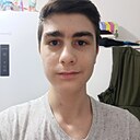 Знакомства: Даниил, 18 лет, Санкт-Петербург