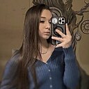 Знакомства: Алина, 22 года, Москва