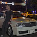 Знакомства: Хома, 21 год, Екатеринбург