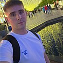 Знакомства: Максим, 33 года, Нягань