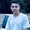 Знакомства: Даниил, 19 лет, Артем