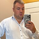 Знакомства: Денис, 35 лет, Москва