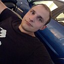 Знакомства: Илья, 32 года, Саратов