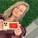 Знакомства: Ирина, 32 года, Тюмень