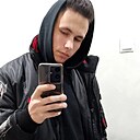 Знакомства: Александр, 22 года, Ковров