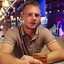 Знакомства: Александр, 27 лет, Краснотурьинск
