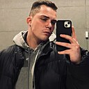 Знакомства: Илья, 20 лет, Пермь