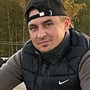 Знакомства: Yurij, 35 лет, Омск