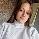 Знакомства: Лилия, 18 лет, Омск
