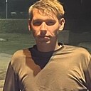 Знакомства: Максим, 21 год, Тутаев