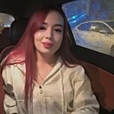 Знакомства: Самира, 25 лет, Москва