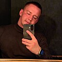 Знакомства: Илья, 27 лет, Волжский